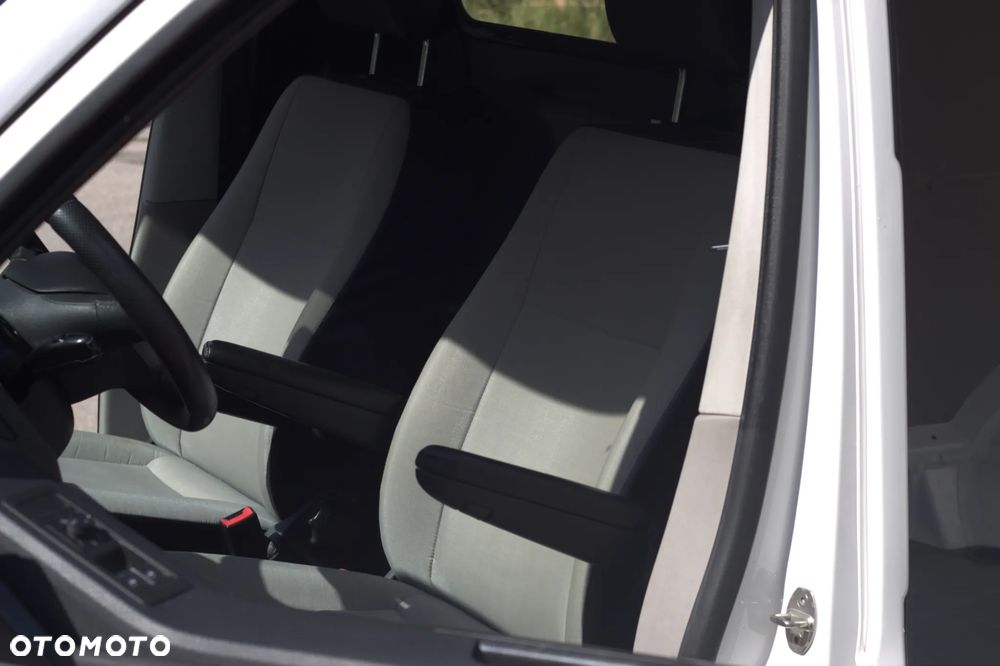 Volkswagen Transporter T6 - 17