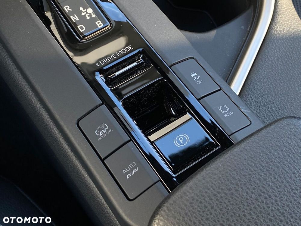 Toyota C-HR 2.0 PHEV Dynamic Force Executive - 32