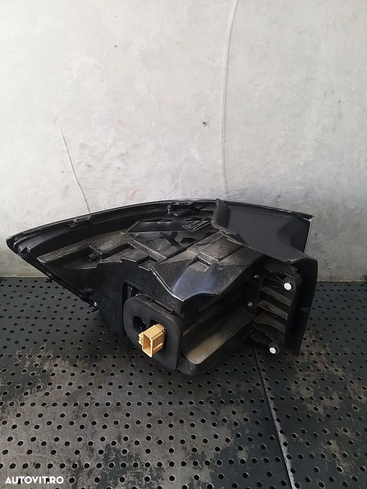 Stop tripla lampa dreapta led facelift aripa vw t cross c11 d31 2gm945208 re29240001 - 3