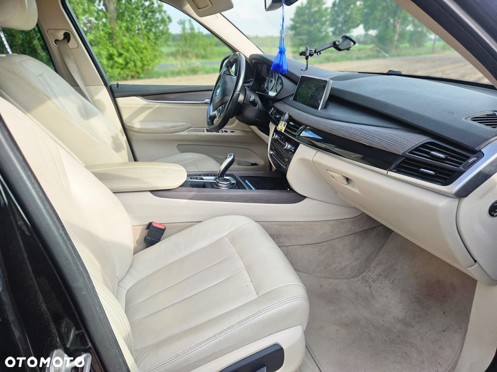 BMW X5 xDrive25d - 11