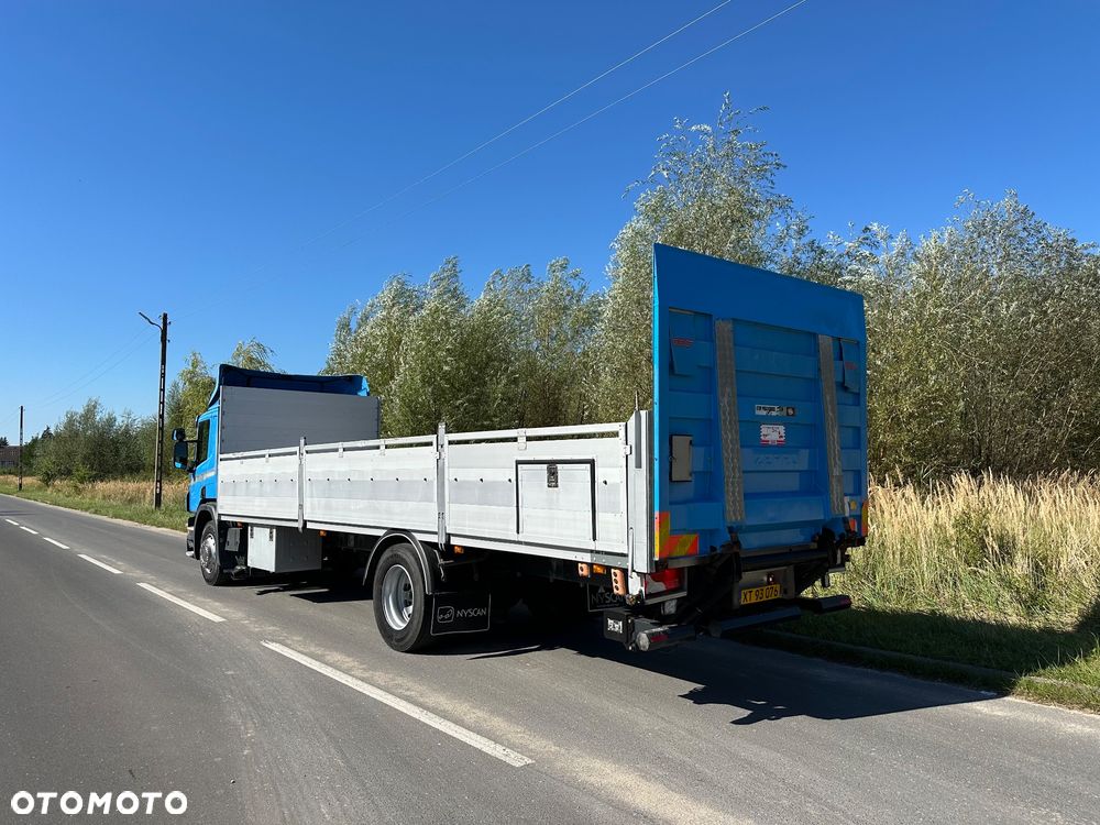 Scania P 230  skrzynia dl. 8200mm - 6