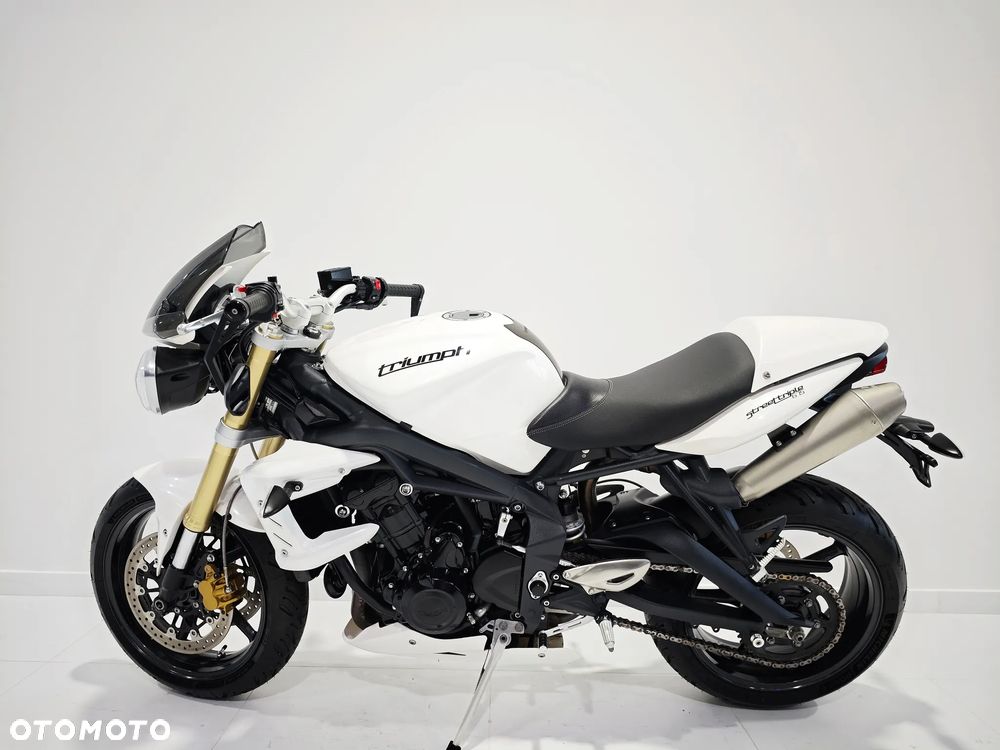 Triumph Street Triple - 5