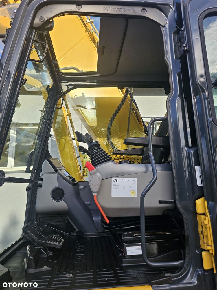Komatsu PC240LC-11 5284h - 9