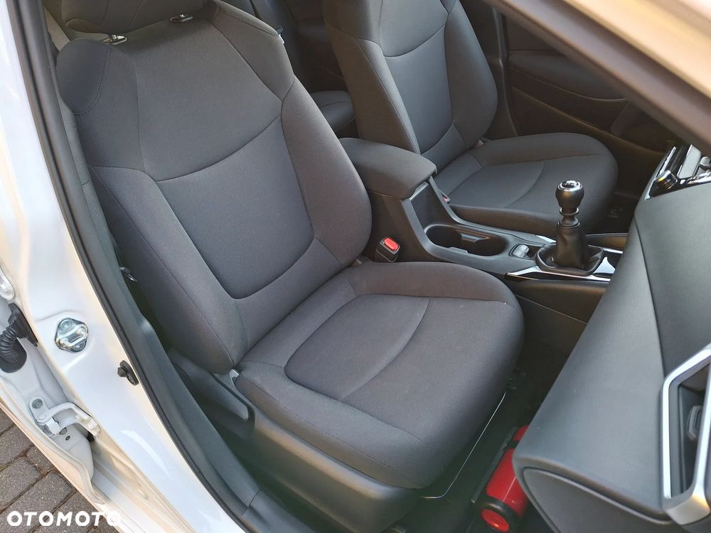 Toyota Corolla 1.5 Active - 25