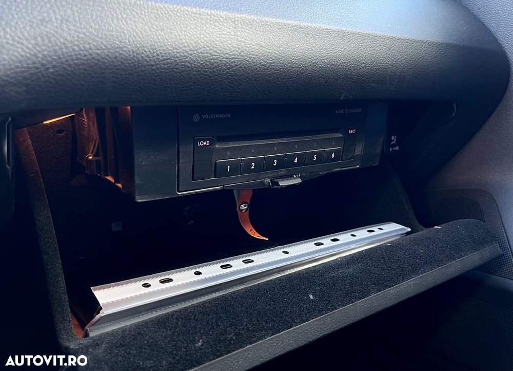 Volkswagen Passat Variant 2.0 TDI 4Motion DPF DSG Highline - 18