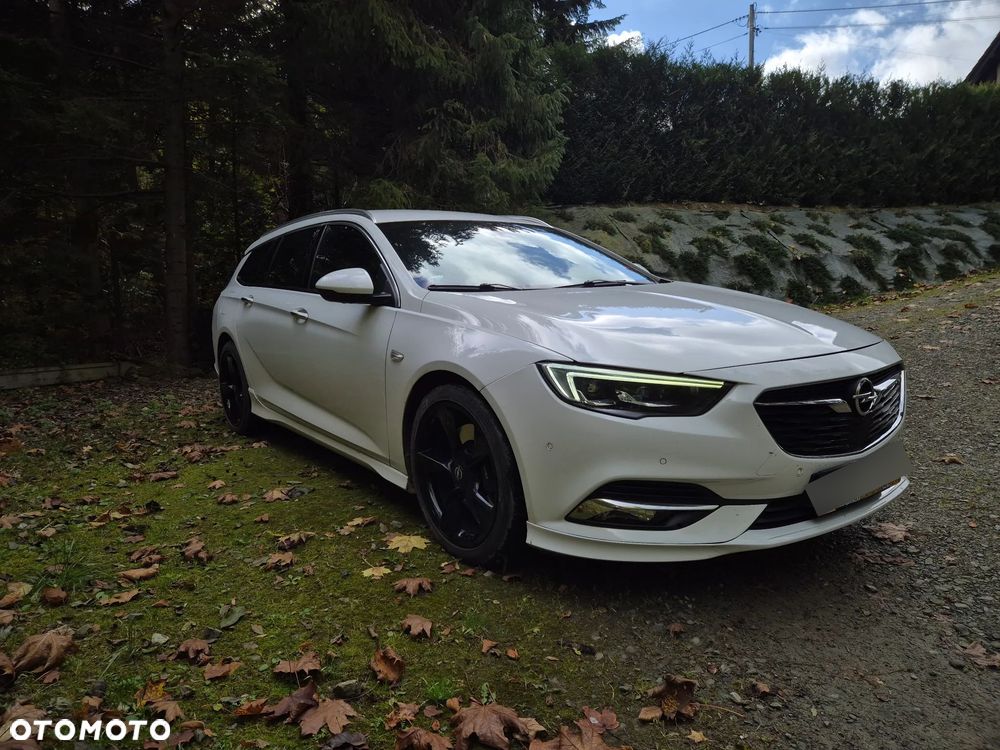 Opel Insignia - 1