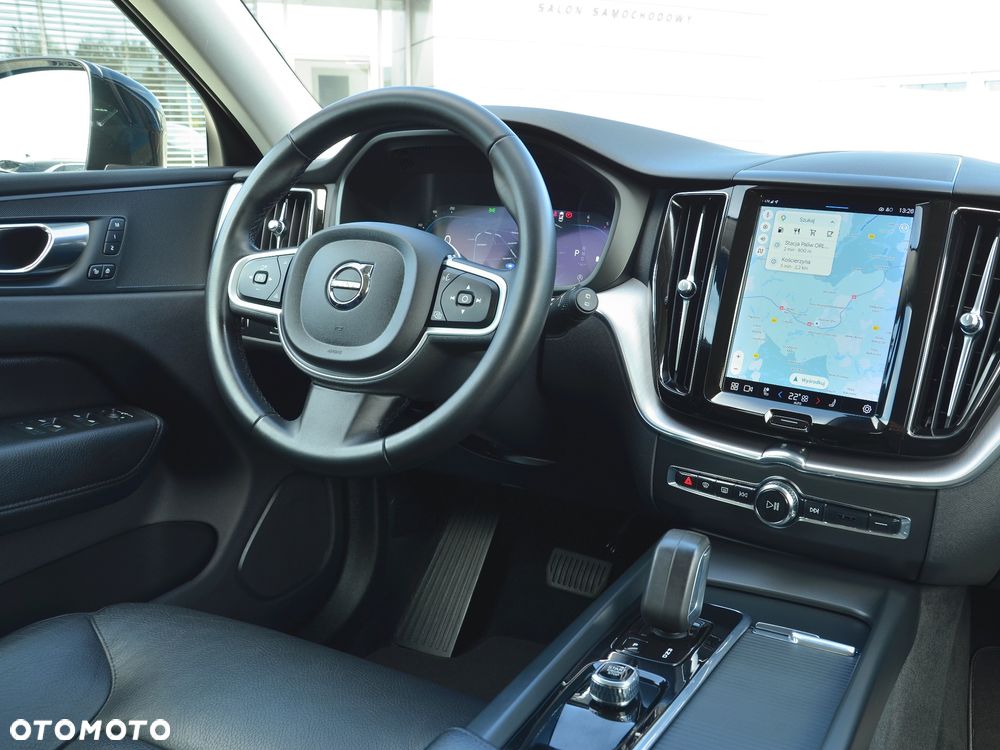 Volvo XC 60 B4 D AWD Momentum Pro - 15