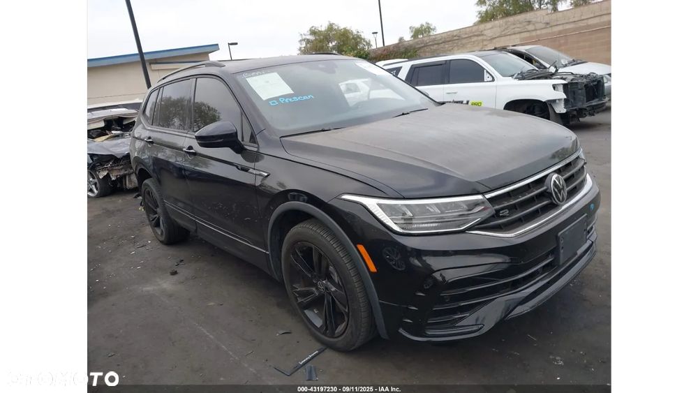 Volkswagen Tiguan - 3