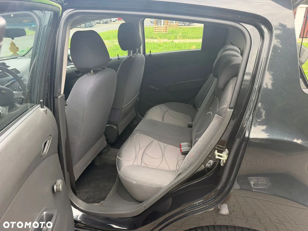Chevrolet Spark - 14