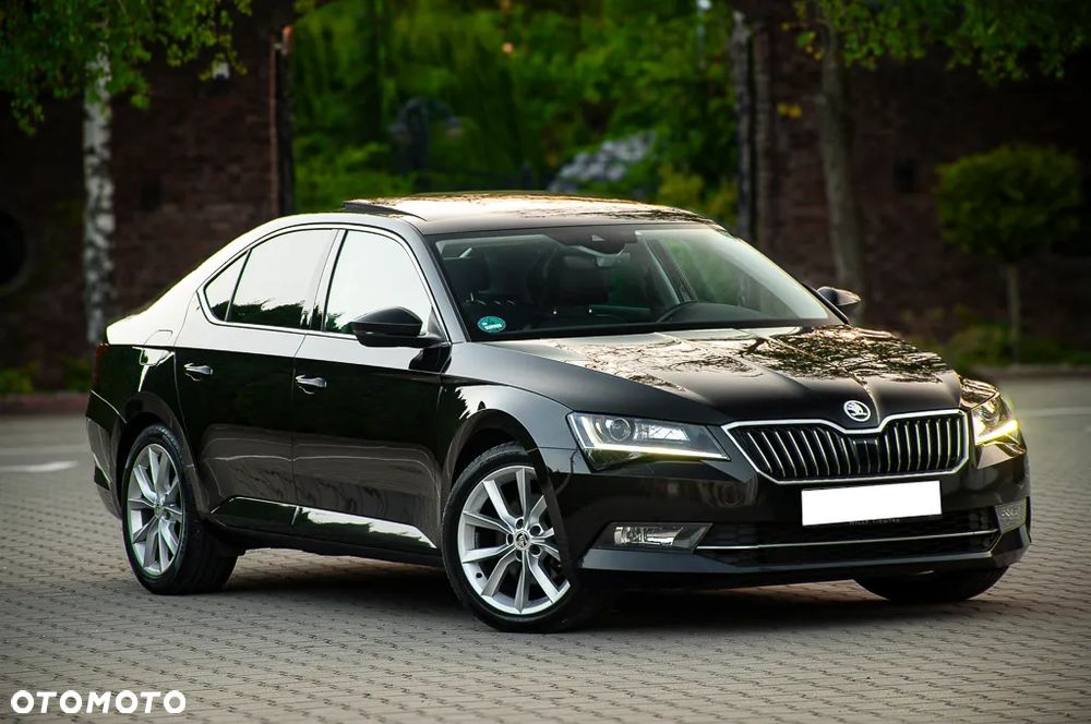 Skoda Superb 2.0 TDI DSG Ambition - 9