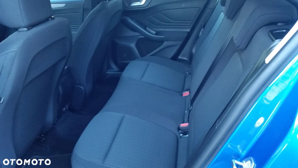 Ford Focus 1.0 EcoBoost Trend Edition - 33