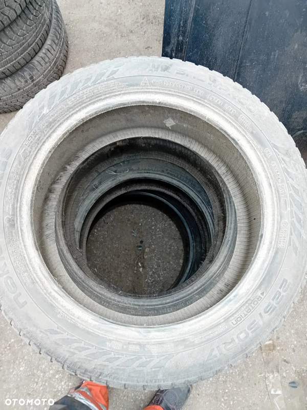 Opona Nokian Snowproof 225/50R17 używana zima