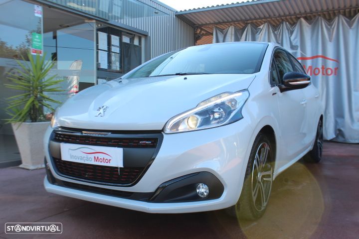 Peugeot 208 1.2 PureTech GT Line EAT6 - 2