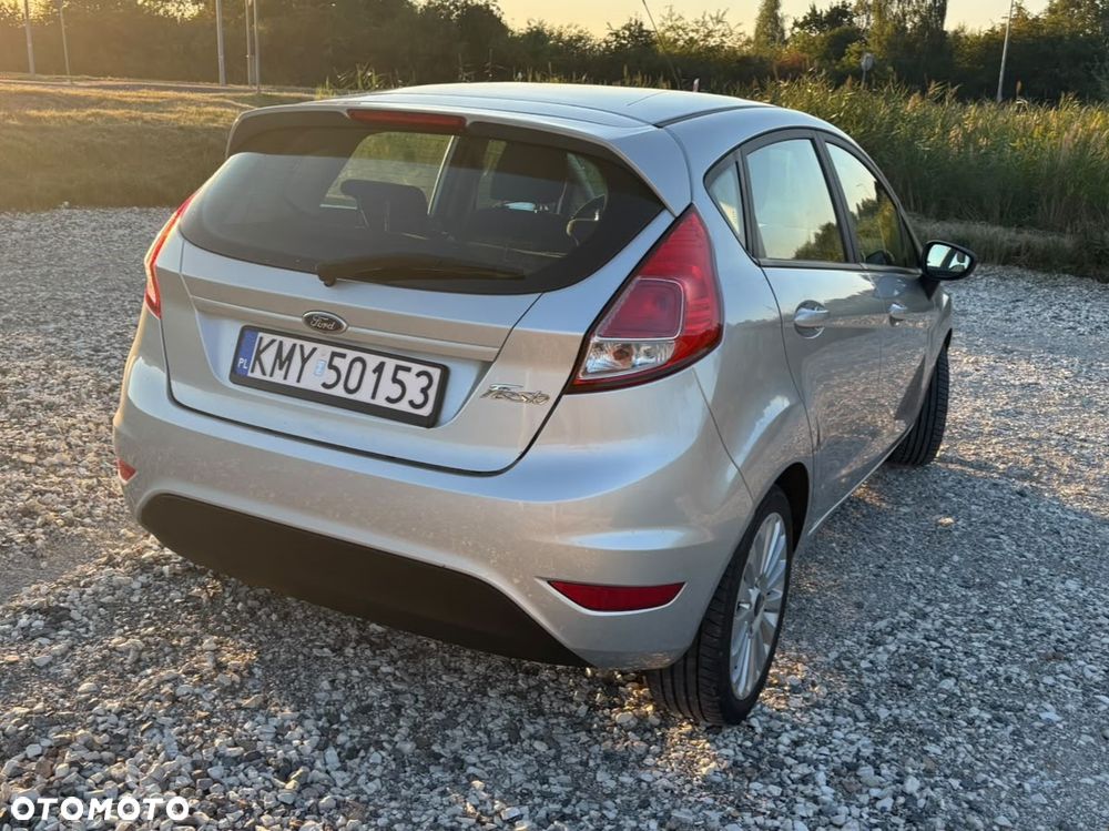 Ford Fiesta - 6