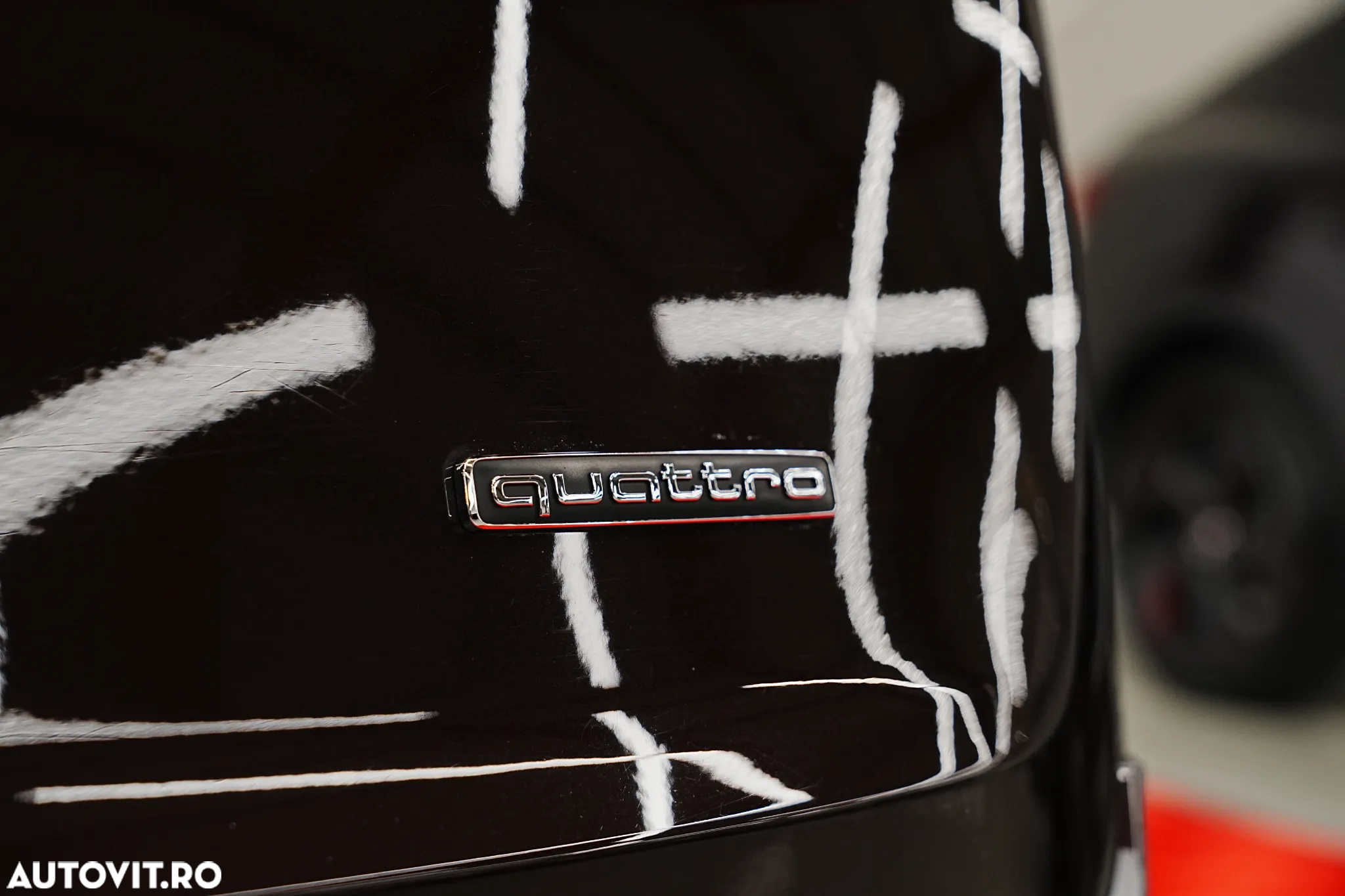 Audi Q7 55 TFSI e quattro Tiptronic PHEV S Line - 31