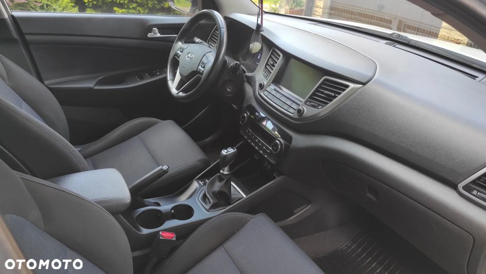 Hyundai Tucson 1.6 GDI BlueDrive Comfort 2WD - 9