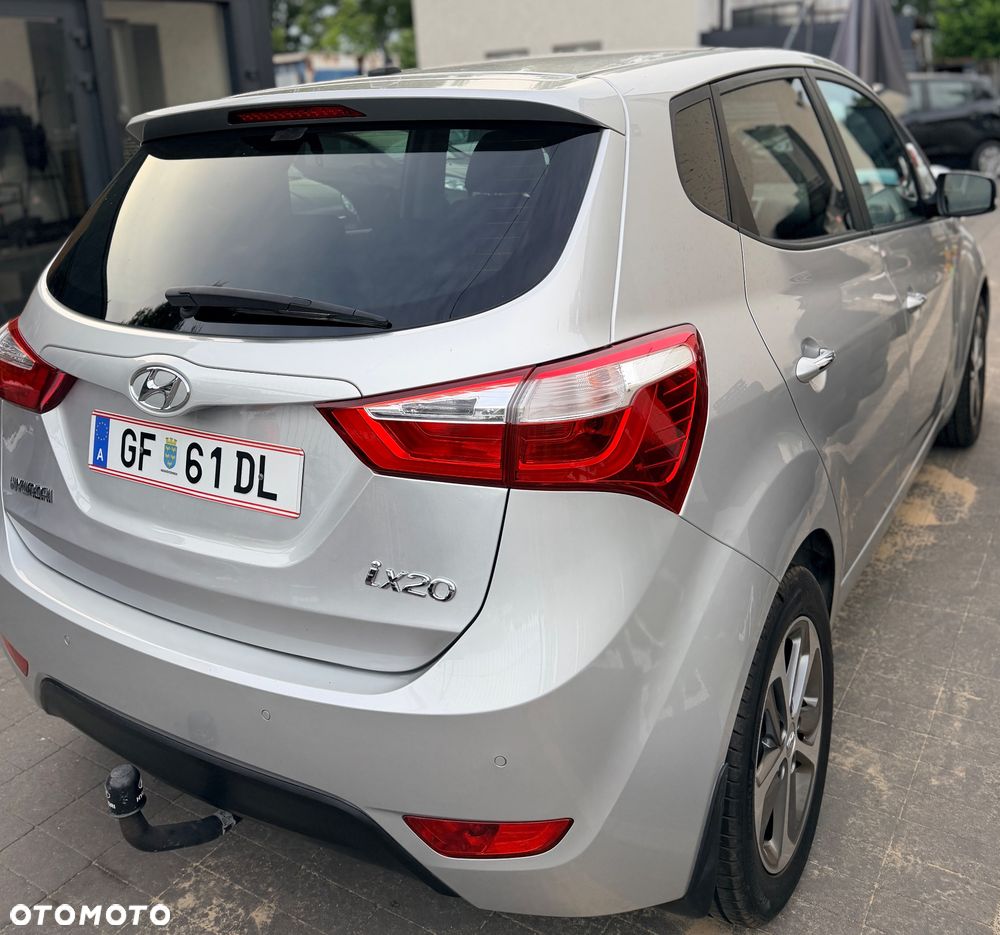 Hyundai ix20 1.4 blue Passion - 24