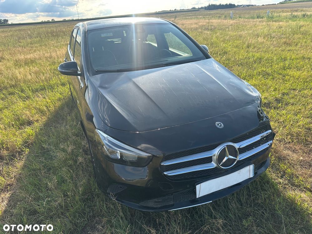 Mercedes-Benz Klasa B 250 e 8G-DCT Edition 2021 - 36