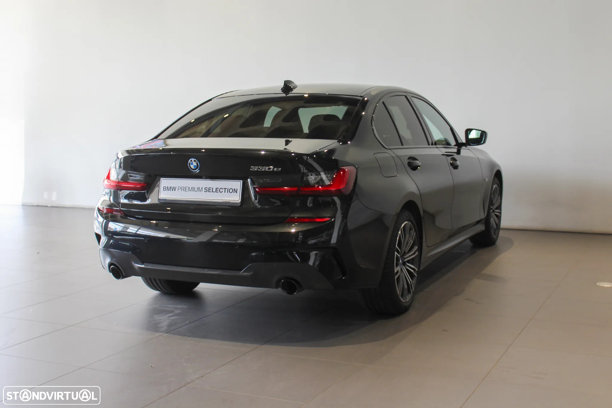 BMW 330 e Pack Desportivo M Auto - 6