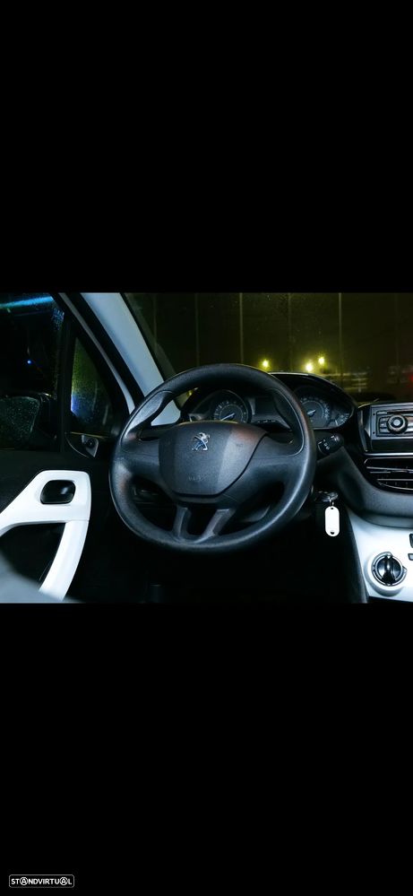 Peugeot 208 PureTech 82 Start & Stop Style - 13