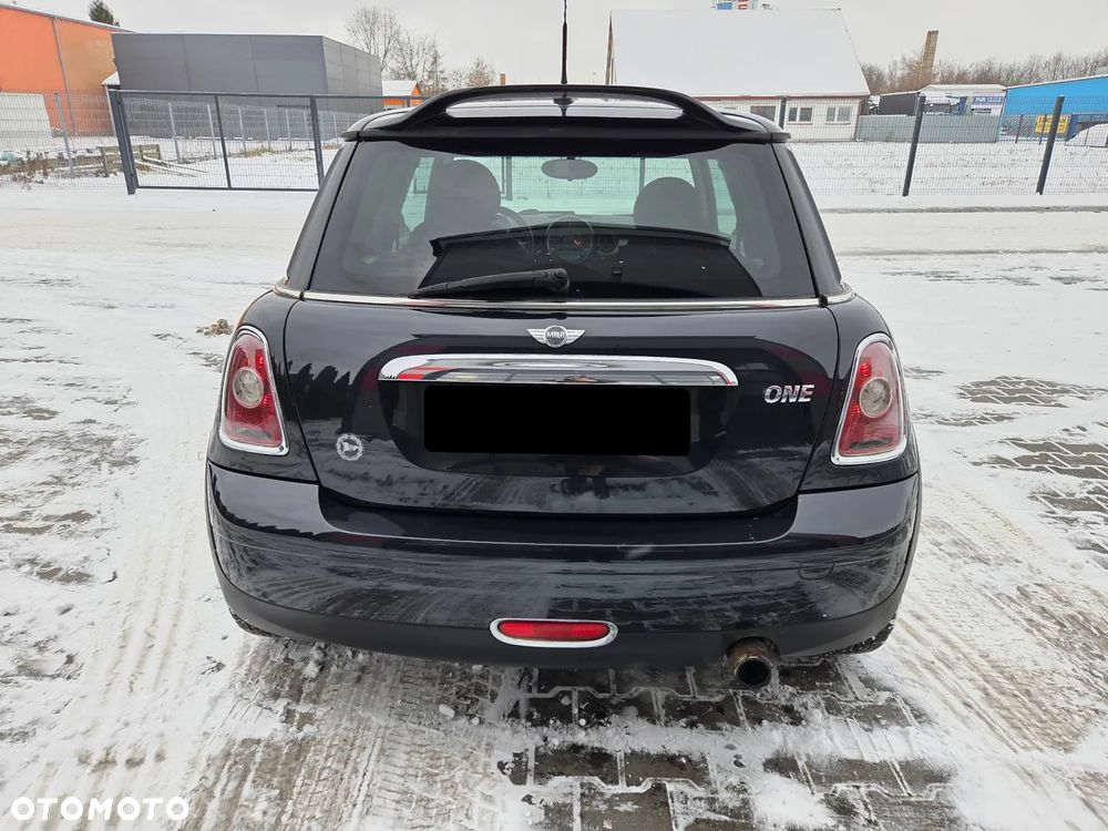 MINI Cooper Seven - 11