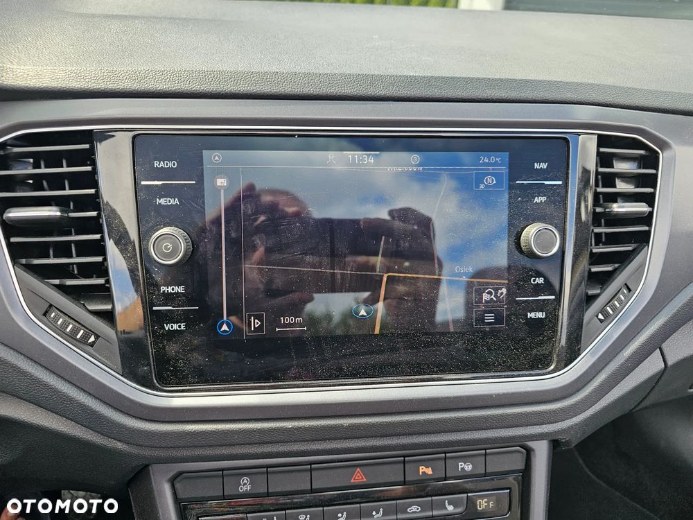 Volkswagen T-Roc - 33
