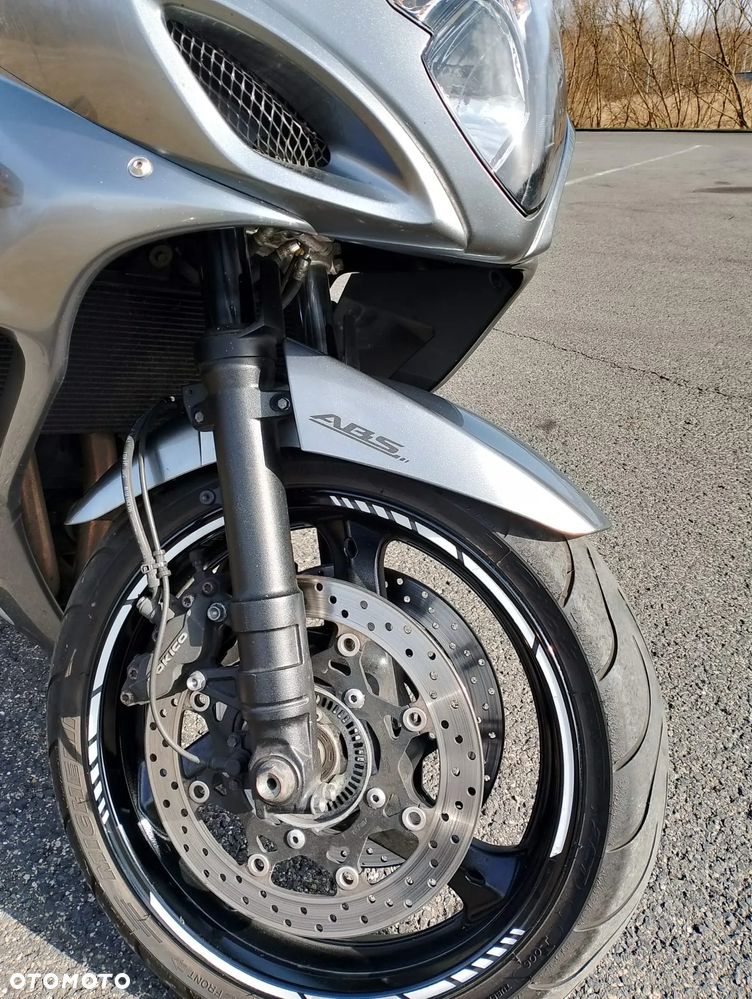 Suzuki GSX - 8