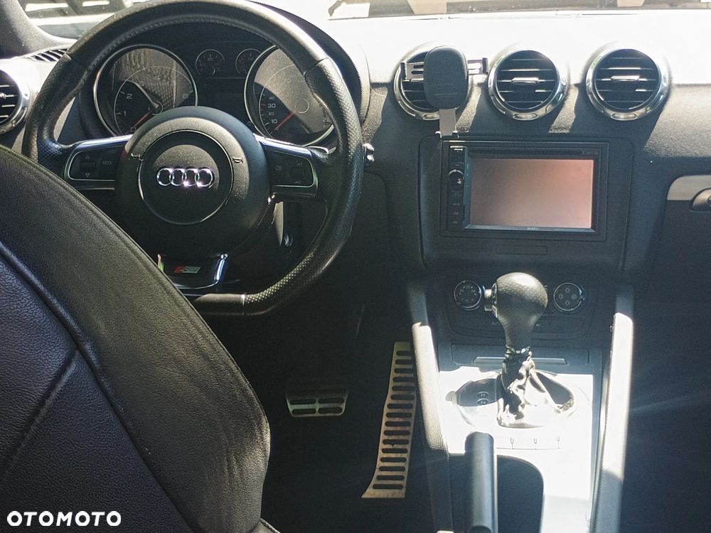 Audi TT Coupé - 8