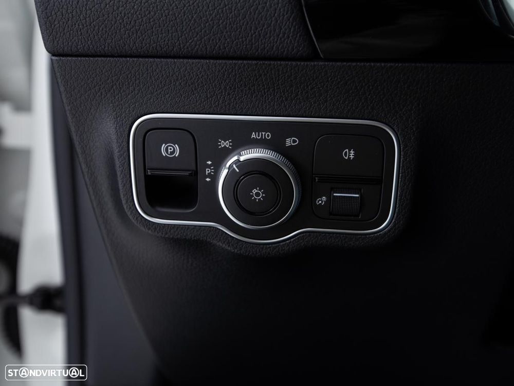 Mercedes-Benz EQA 250+ - 21