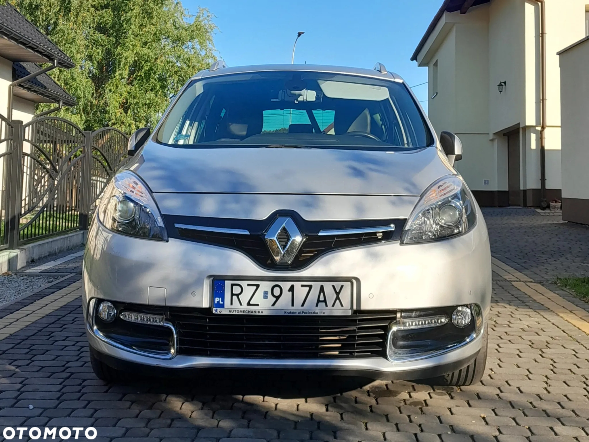 Renault Grand Scenic - 3