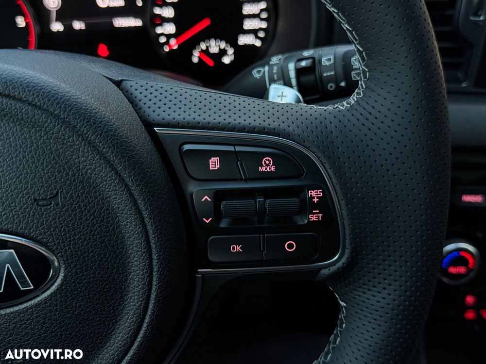 Kia Sportage 2,0 CRDI AWD Aut. GT Line - 22