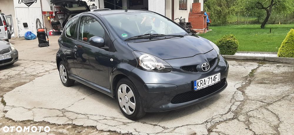Toyota Aygo - 2