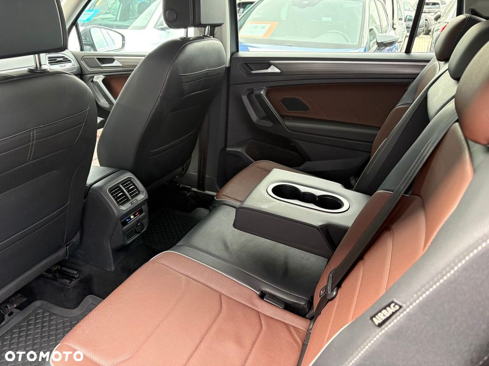 Volkswagen Tiguan Allspace - 15