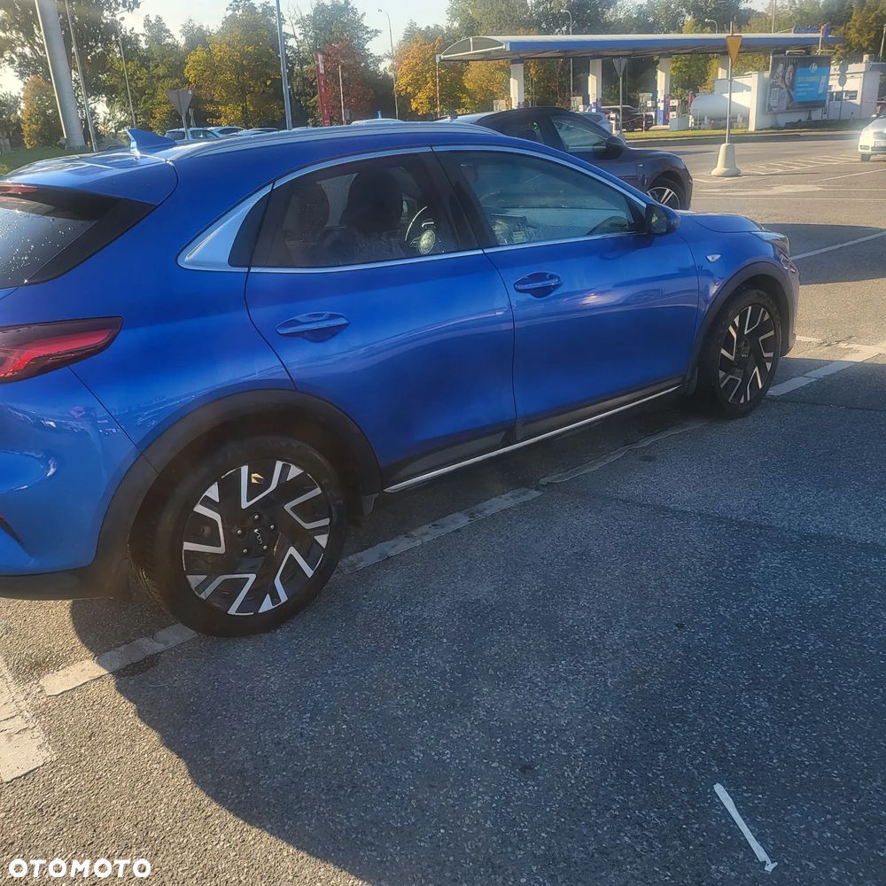 Kia XCeed - 10