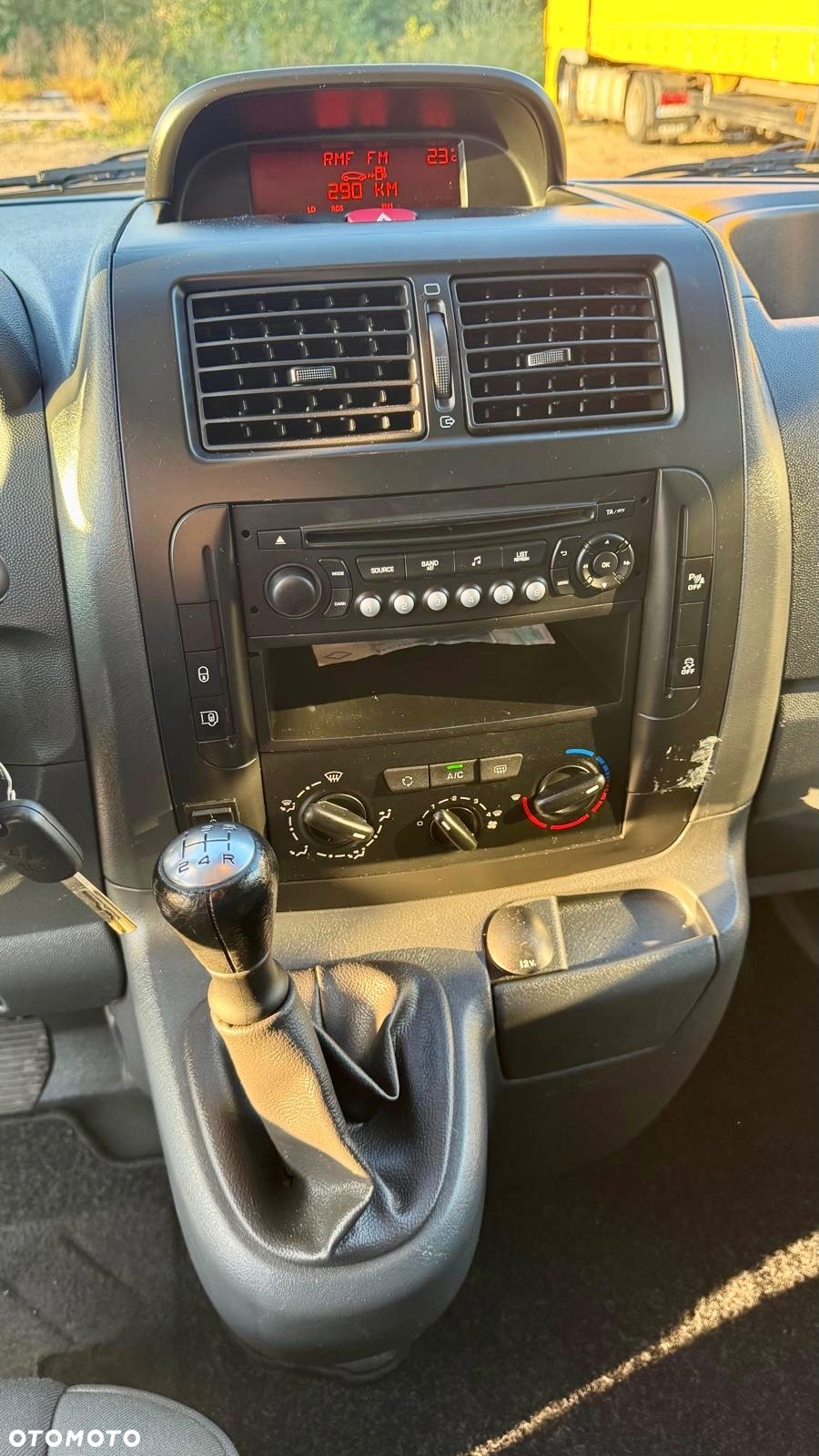 Peugeot Expert - 23