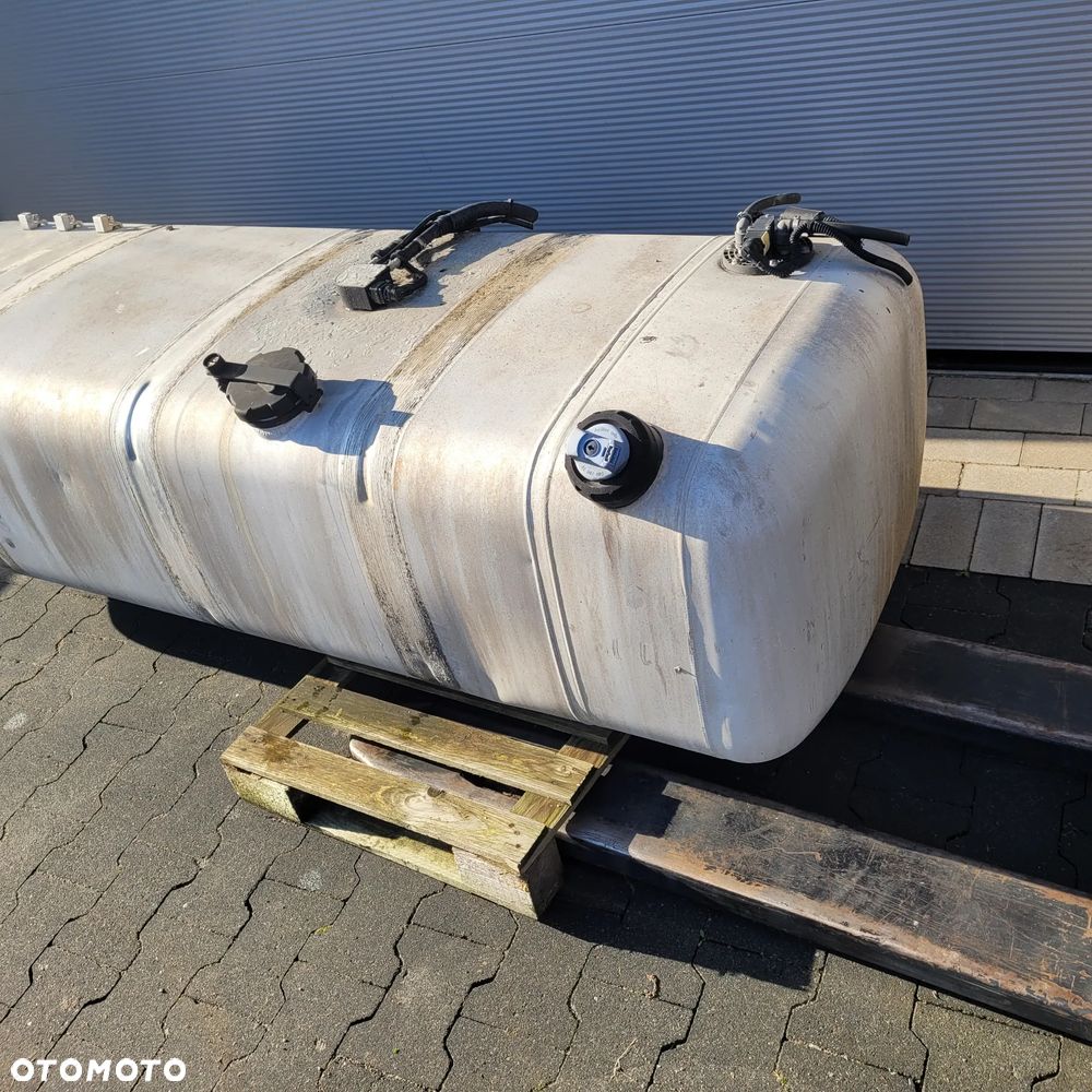 ZABIORNIK PALIWA MERCRDES ACTROS MP4 LOW DECK A9604703501 660D/75AB CHWALIM116 - 2
