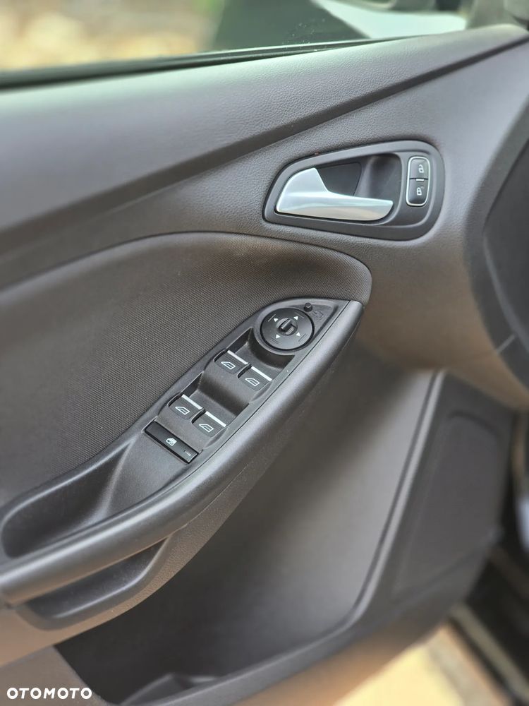 Ford Focus 1.5 EcoBoost STart-Stopp-System ST-LINE - 14