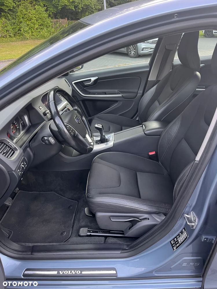 Volvo V60 - 12