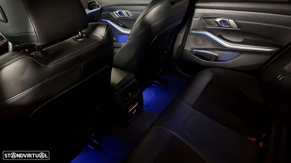 BMW 320 d Pack M Auto - 32