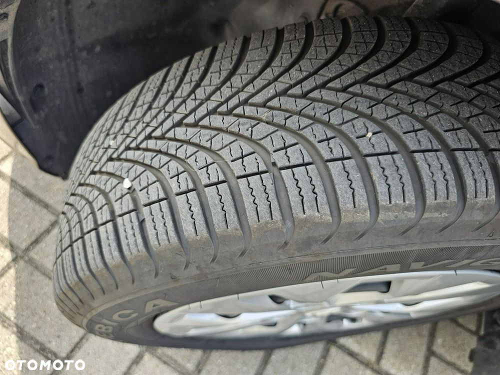 Hyundai i30 1.5 DPI Modern - 22