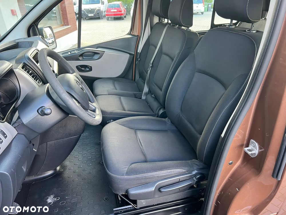 Renault Trafic - 10