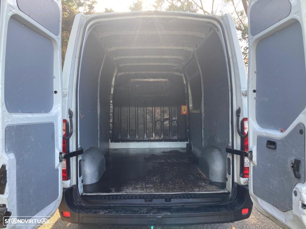 Nissan NV400 2.3DCI L2H2 (versus Renault Master) - 30