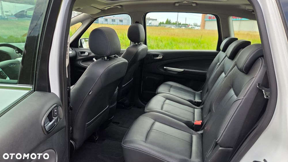 Ford S-Max 2.0 TDCi DPF Titanium X - 19