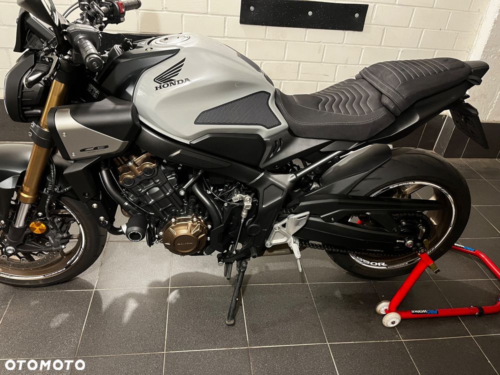 Honda CB - 6