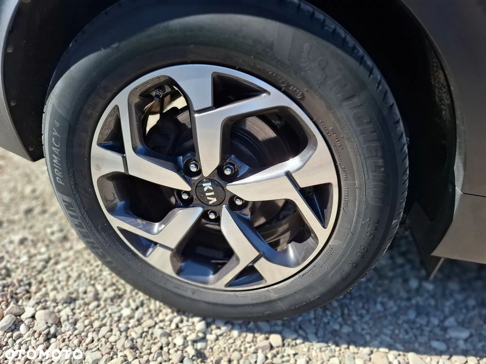 Kia Sportage 1.6 CRDI 2WD SPIRIT - 19