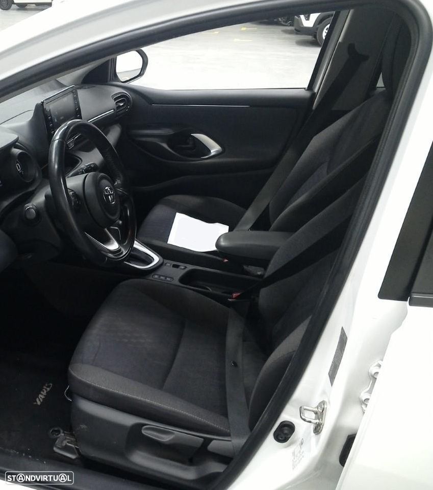 Toyota Yaris 1.5 HDF Exclusive - 4