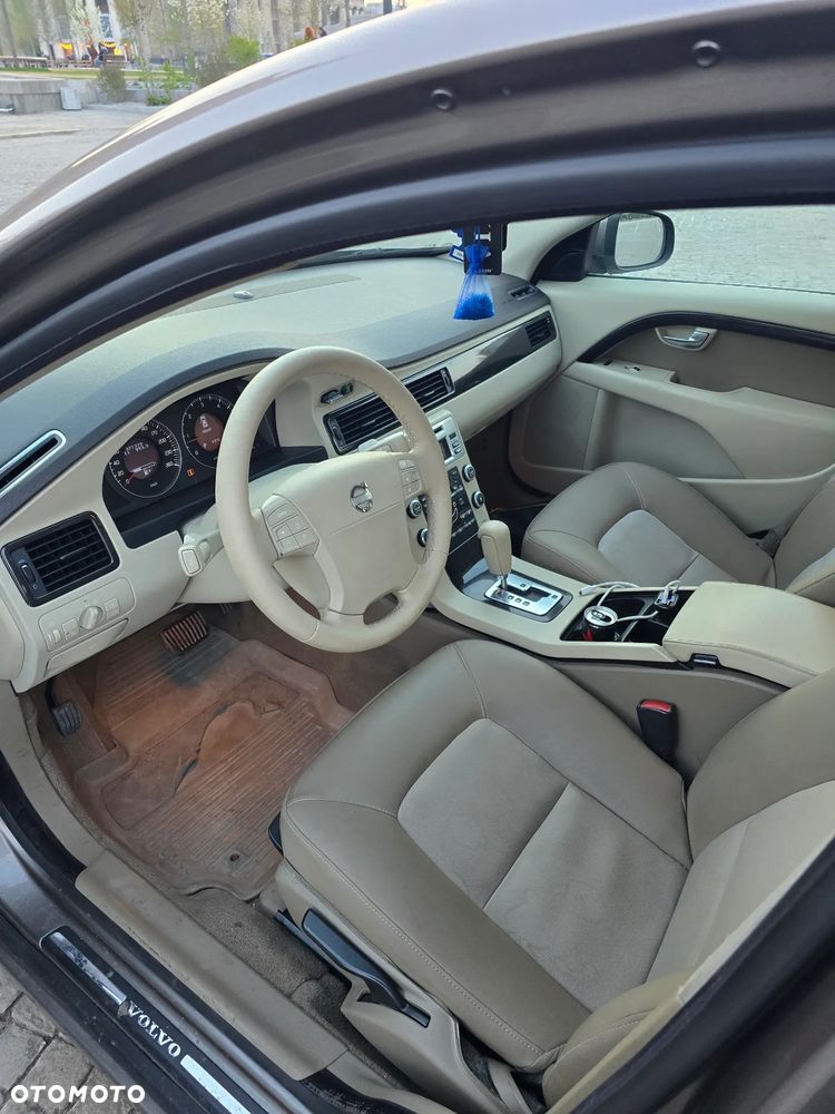 Volvo S80 2.4D5 Executive - 11