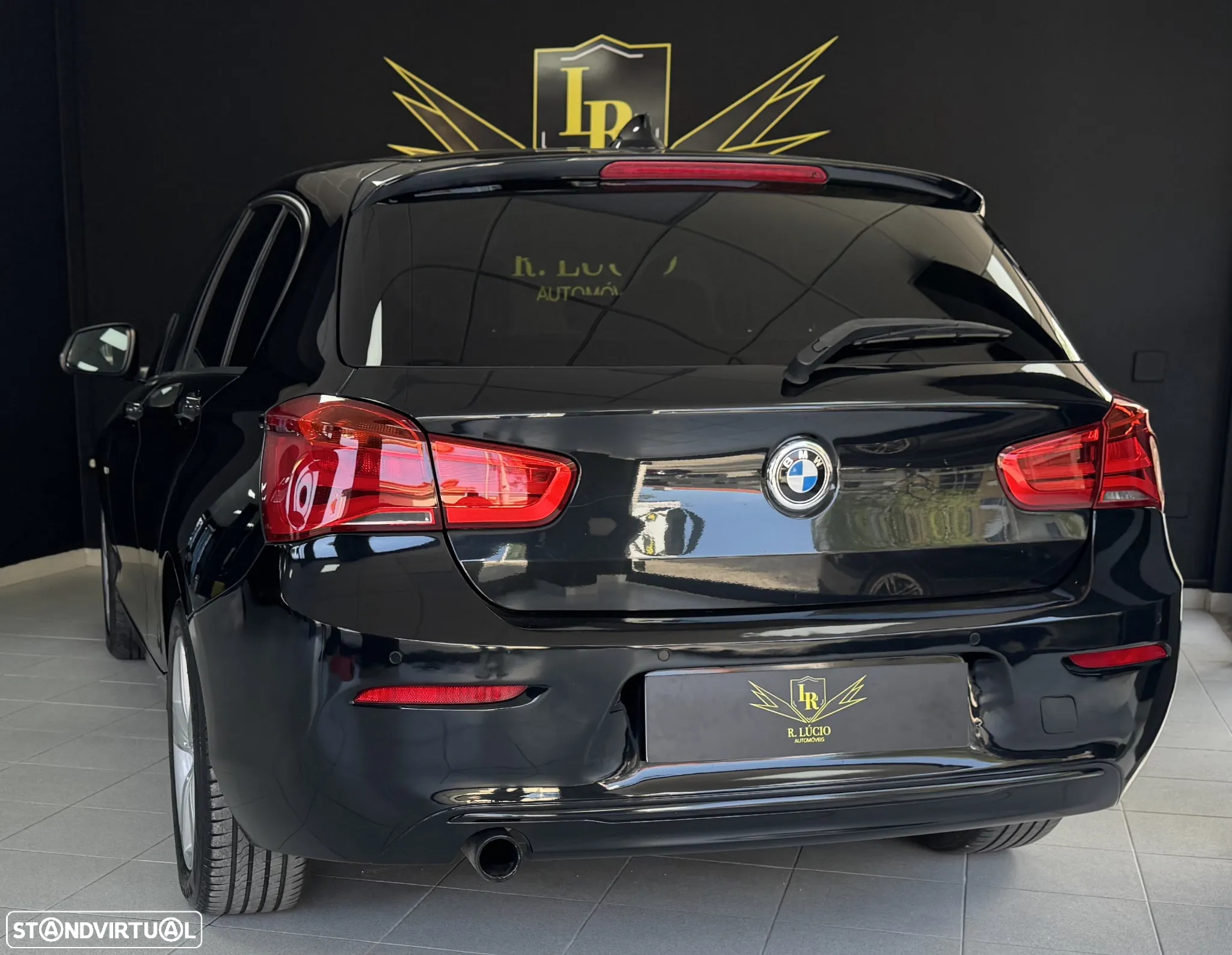 BMW 116 d Line Sport - 32