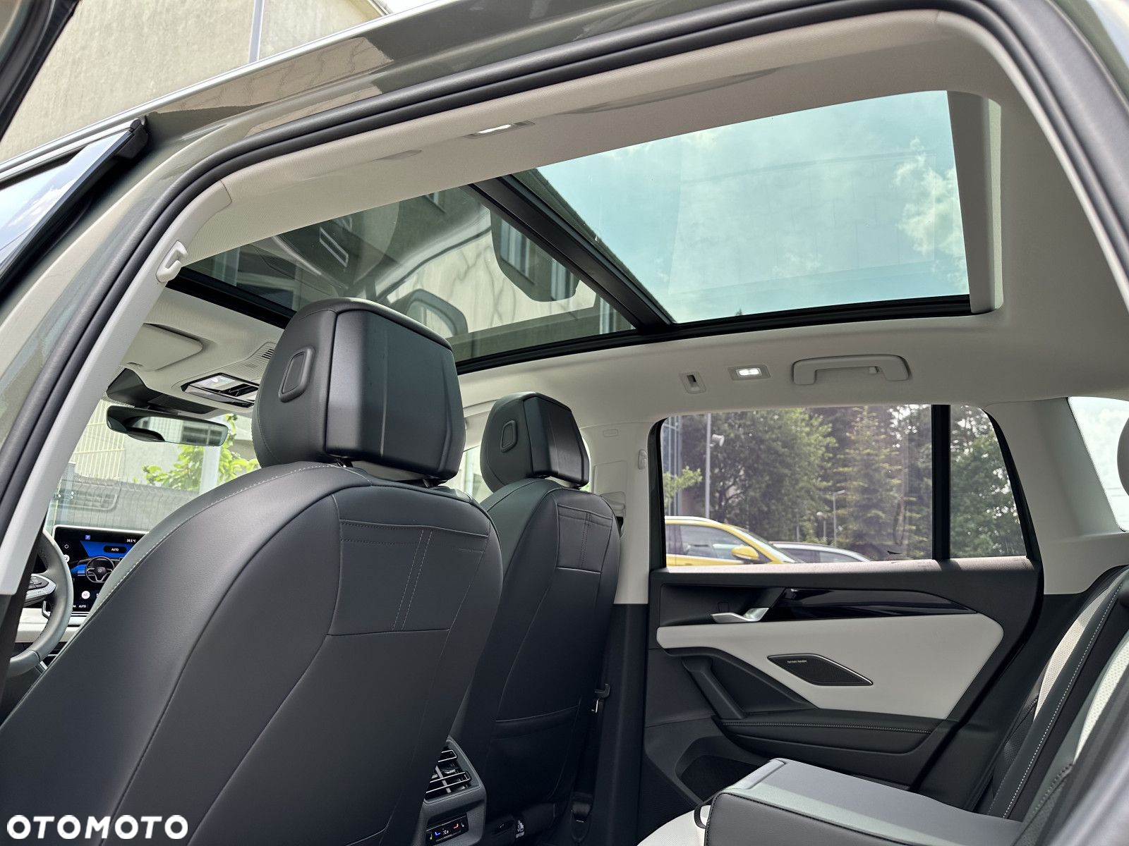 Volkswagen Tiguan - 18