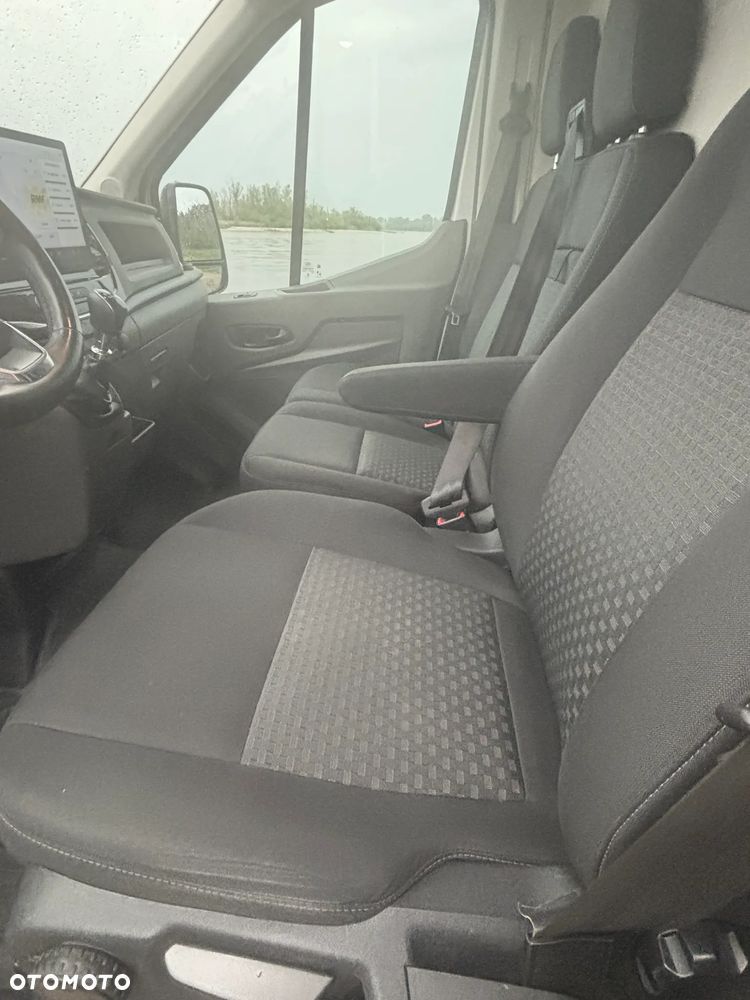Ford Transit - 13